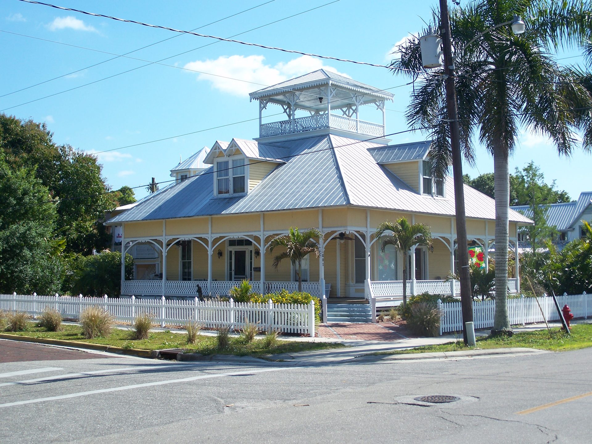 Historic home with a wraparound porch in the Punta Gorda Residential District, Charlotte County